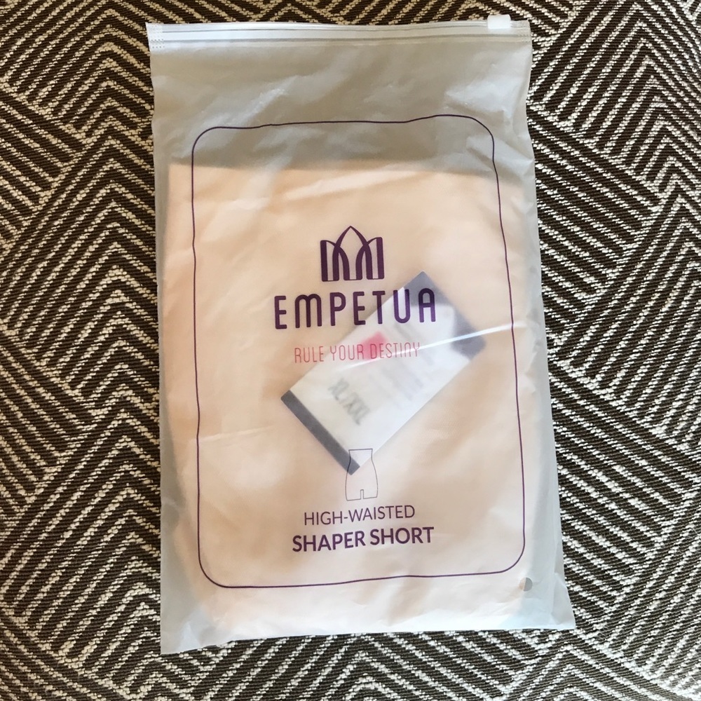 Empetua High Waisted Shaper Short